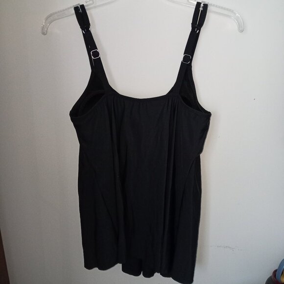 Black Tankini Swim Suit Top Size M - Picture 2 of 9